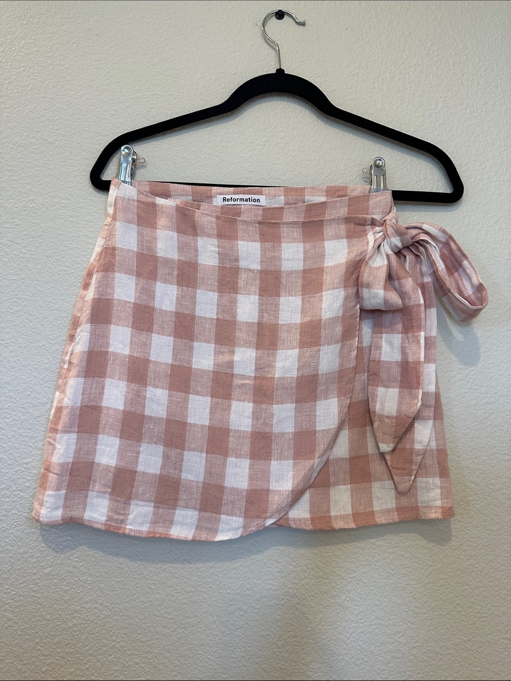 Reformation XS 100% Linen Pink Gingham Wrap Mini Skirt Cottagecore like new